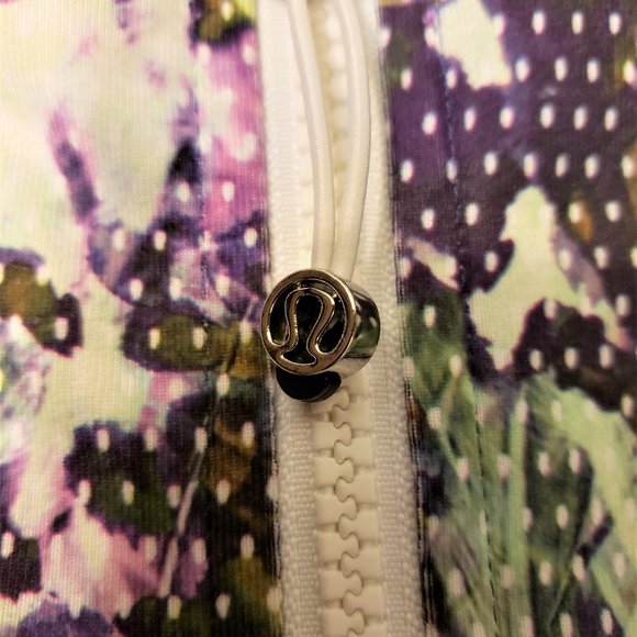 Lululemon Define Zip Up Jacket - Picture 7 of 8